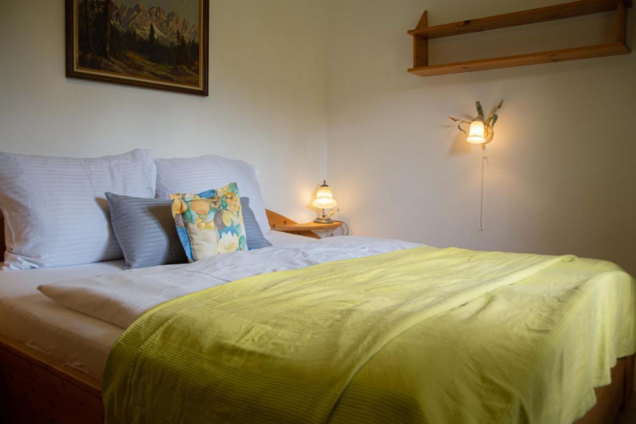 Forellenhof Appartements & Grossmutters Bungalow Лойташ Екстериор снимка
