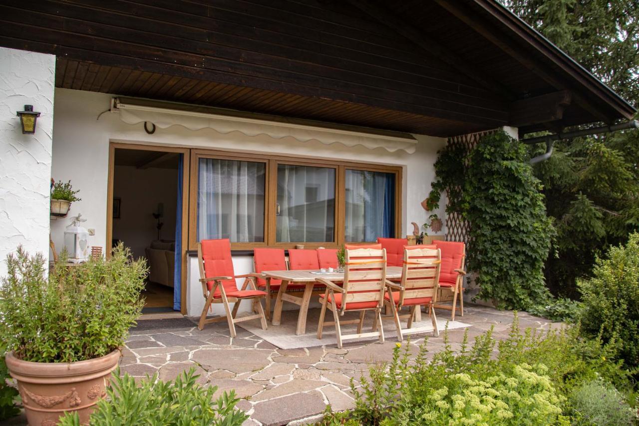 Forellenhof Appartements & Grossmutters Bungalow Лойташ Екстериор снимка